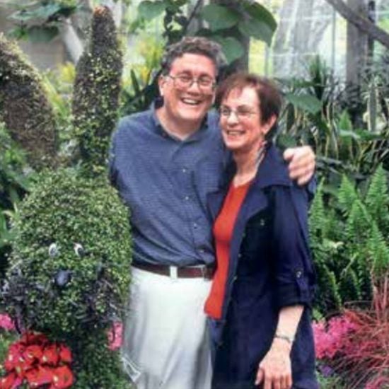 Robert and Linda Kay pose for a photo at an SPH alumni event at the Garfield Conservatory.