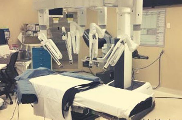 Surgery suite with robotic equipment